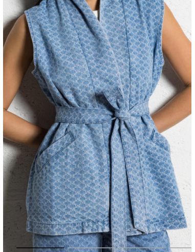 Veste sans manches-La Petite...